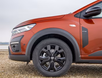Dacia Jogger "Extreme" [UK-spec] '03–06.2022