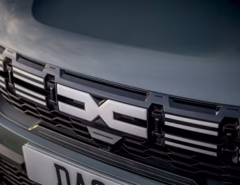 Dacia Jogger "Extreme" [UK-spec] '2023–25