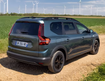 Dacia Jogger Hybrid 140 "Extreme" [Worldwide] '2023–25