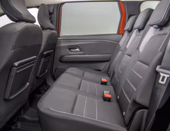 Интерьер Dacia Jogger "Extreme" [UK-spec] '03–06.2022