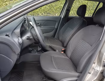 Интерьер Dacia Logan MCV '2013–16