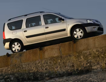 Dacia Logan MCV '2006–08