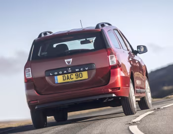 Dacia Logan MCV [UK-spec] '2017–21