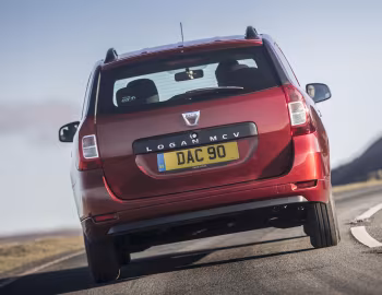 Dacia Logan MCV [UK-spec] '2017–21