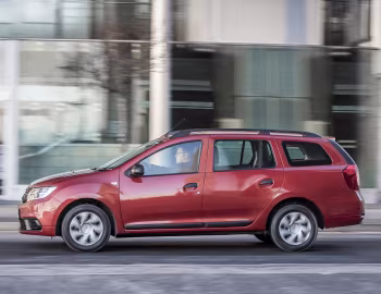 Dacia Logan MCV [UK-spec] '2017–21
