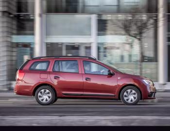 Dacia Logan MCV [UK-spec] '2017–21
