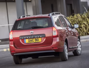 Dacia Logan MCV [UK-spec] '2017–21