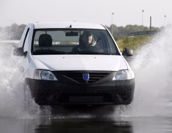 Dacia Logan Pick-up '2007–12