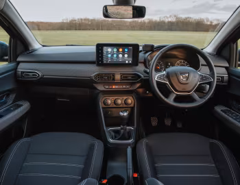 Торпедо Dacia Sandero [UK-spec] '2021–22
