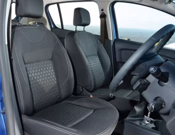 Interior Dacia Sandero Lauréate [UK-spec] '2013–16