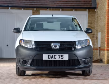 Dacia Sandero Access [UK-spec] '2013–16