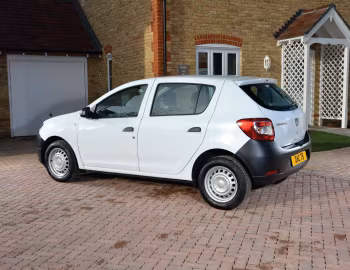 Dacia Sandero Access [UK-spec] '2013–16