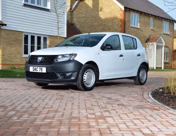 Dacia Sandero Access [UK-spec] '2013–16