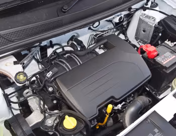 Під капотом Dacia Sandero Access [UK-spec] '2013–16