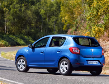Dacia Sandero Lauréate [Worldwide] '2012–16