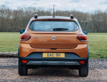 Dacia Sandero Stepway [UK-spec] '2021–22