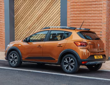 Dacia Sandero Stepway [UK-spec] '2021–22