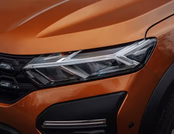 Dacia Sandero Stepway [UK-spec] '2021–22