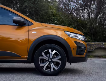 Dacia Sandero Stepway [Worldwide] '2022–25