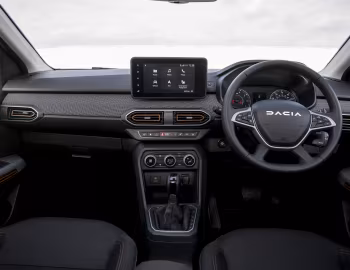 Торпедо Dacia Sandero Stepway [UK-spec] '2023–н.в.