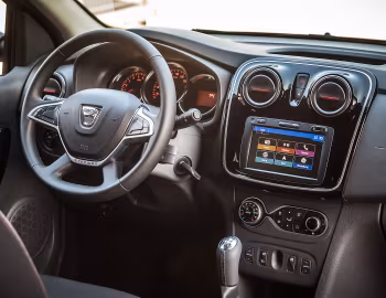 Торпедо Dacia Sandero Stepway "Charisma" [Austria] '2019–20