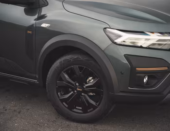 Dacia Sandero Stepway "Extreme" [UK-spec] '2023–pr.