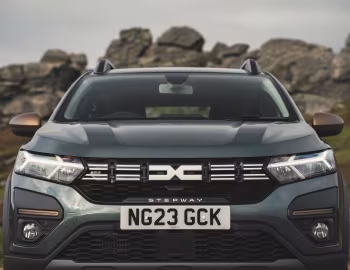 Dacia Sandero Stepway "Extreme" [UK-spec] '2023–pr.