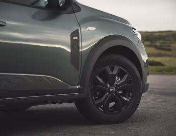 Dacia Sandero Stepway "Extreme" [UK-spec] '2023–pr.