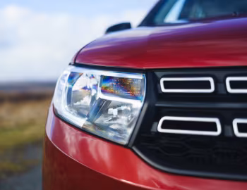 Dacia Sandero Stepway "Techroad" [UK-spec] '03.2019–03.2020