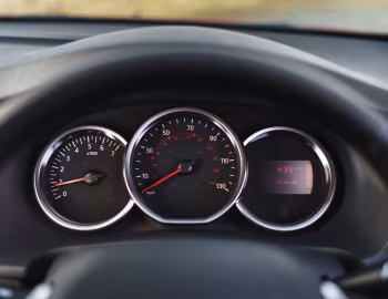 Комбинация приборов Dacia Sandero Stepway "Techroad" [UK-spec] '03.2019–03.2020