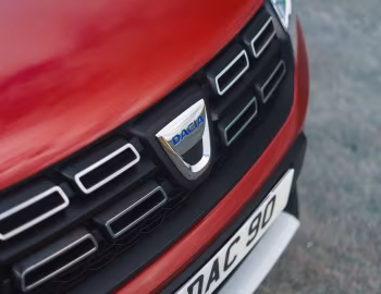 Dacia Sandero Stepway "Techroad" [UK-spec] '03.2019–03.2020