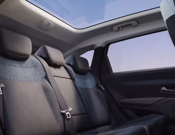 Інтер'єр Dacia Striker Hybrid [Worldwide] '2026