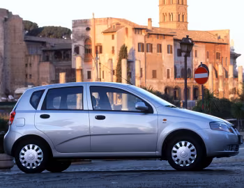 Daewoo Kalos 5-door [Worldwide] (T200) '2002–05