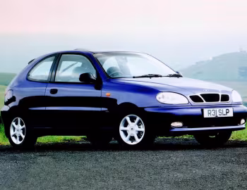 Daewoo Lanos 3-door [UK-spec] (T100) '1997–2000