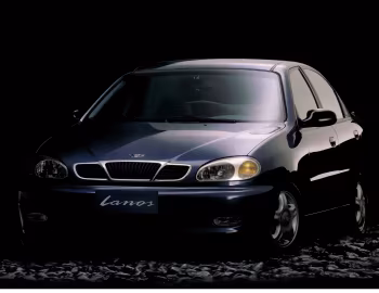 Daewoo Lanos 5-door [Worldwide] (T100) '1997–2000