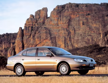 Daewoo Leganza [Worldwide] (V100) '06.1997–12.2002