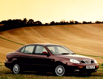 Daewoo Leganza [UK-spec] (V100) '06.1997–12.2002