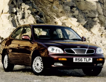 Daewoo Leganza [UK-spec] (V100) '06.1997–12.2002