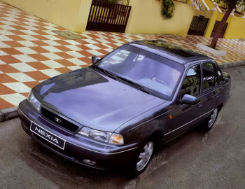 Daewoo Nexia Sedan '05.1994–2008