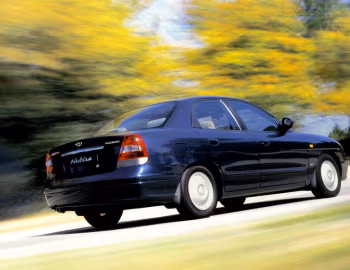 Daewoo Nubira Sedan [Worldwide] '1999–2003