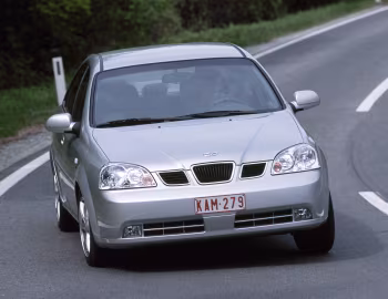 Daewoo Nubira Sedan '2003–04