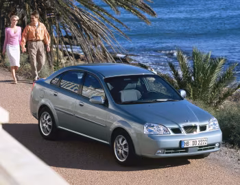 Daewoo Nubira Sedan '2003–04