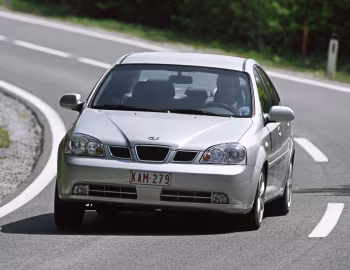 Daewoo Nubira Sedan '2003–04