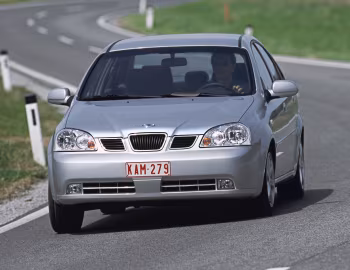 Daewoo Nubira Sedan '2003–04