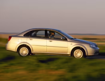 Daewoo Nubira Sedan '2003–04