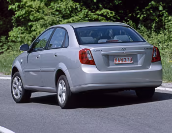 Daewoo Nubira Sedan '2003–04