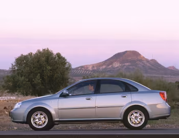 Daewoo Nubira Sedan '2003–04