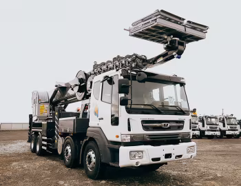 Tata Daewoo Novus SE 8×4 with Horyong Sky 750N (CR9CS) '2022–pr.