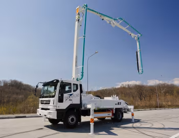 Tata Daewoo Novus SE 4×2 with KCP27 concrete pump (CH7CA) '2022–pr.