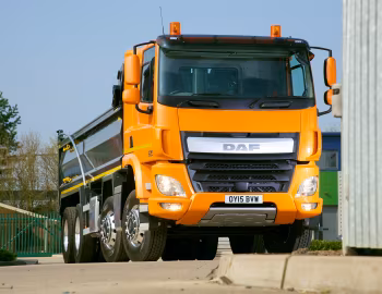DAF CF 400 8×4 FAD Day Cab Tipper [UK-spec] '2013–24